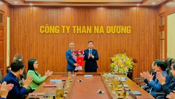 CÔNG BỐ QUYẾT ĐỊNH CỦA BAN THƯỜNG VỤ ĐẢNG ỦY XÃ  VỀ CÔNG TÁC CÁN BỘ