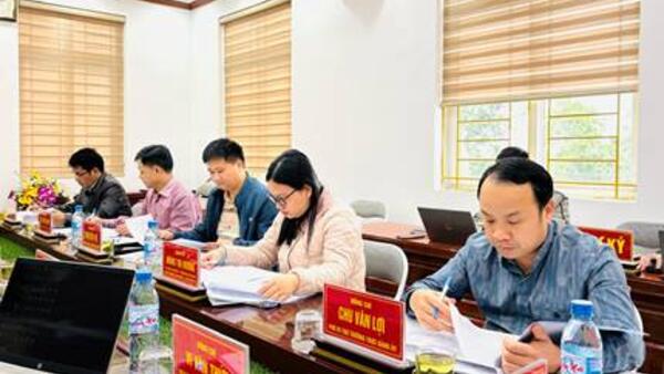BAN THƯỜNG VỤ ĐẢNG ỦY XÃ NA DƯƠNG TỔ CHỨC KỲ HỌP THỨ 9