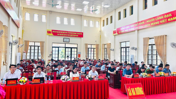 HỘI NGHỊ NGHIÊN CỨU, HỌC TẬP, QUÁN TRIỆT VÀ TRIỂN KHAI THỰC HIỆN MỘT SỐ NGHỊ QUYẾT, CHỈ THỊ CỦA BỘ CHÍNH TRỊ